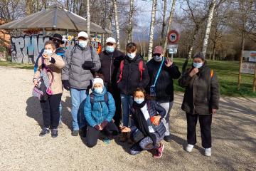 Samedi 13 mars, 9h30 départ pour une marche active au bord du Rhône. Au fil des kilomètres, le groupe s'étire mais ne se perd pas de vue. Une belle performance pour cette nouvelle activité ????