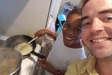 Week-end maussade mais des sourires et de la joie en cuisine ! 😊 Maxime et Victor 🥰