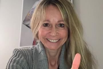 4ème bulle de bonne humeur. Nathalie vous envoie son message. Hello Agis, membres et bénévoles, Avec le sourire et tous ensemble, on va y arriver même si le confinement est long, c’est pour mieux se retrouver après . Je vous embrasse. Nathalie